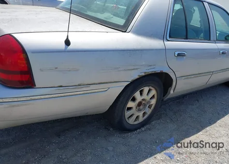 2005 Mercury Grand Marquis Ls/Lse from USA, damaged, VIN 2MEFM75W35X664367